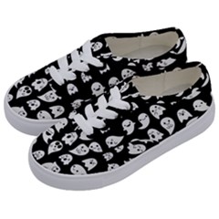 Cute Kawaii Ghost Pattern Kids  Classic Low Top Sneakers by Valentinaart