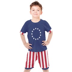 Betsy Ross Flag Usa America United States 1777 Thirteen Colonies Vertical Kids  Tee And Shorts Set by snek