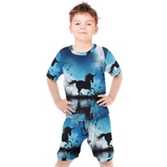 Wonderful Unicorn Silhouette In The Night Kids  Tee And Shorts Set by FantasyWorld7