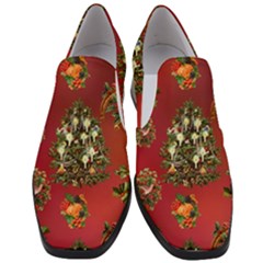 Wonderful Vintage Christmas Design Women Slip On Heel Loafers by FantasyWorld7