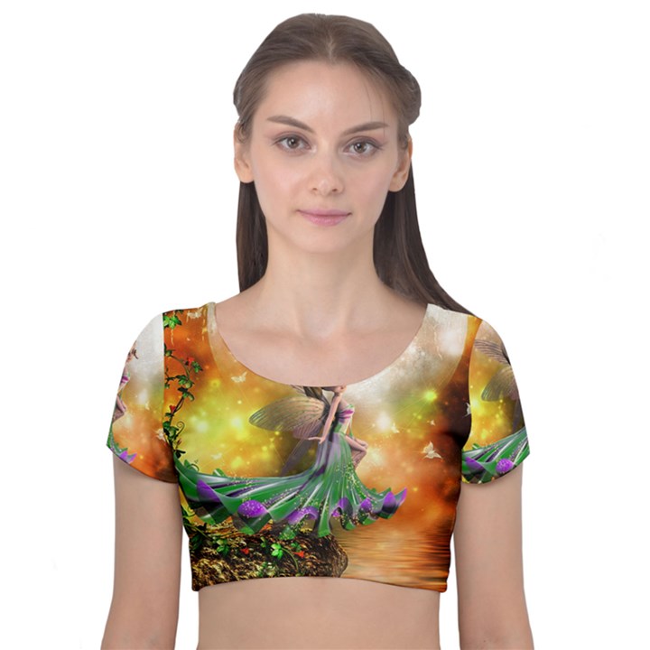 Cute Flying Fairy In The Night Velvet Short Sleeve Crop Top 