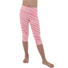 Pattern Texture Pink Kids  Lightweight Velour Capri Leggings 