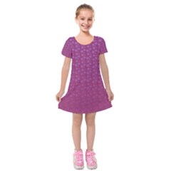 Background Polka Pattern Pink Kids  Short Sleeve Velvet Dress