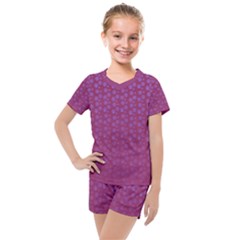 Background Polka Pattern Pink Kids  Mesh Tee And Shorts Set