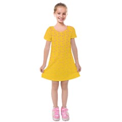 Background Polka Yellow Kids  Short Sleeve Velvet Dress