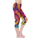 Abstract Background Spiral Colorful Capri Leggings  View4