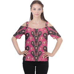 Background Abstract Pattern Cutout Shoulder Tee