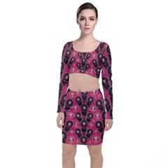 Background Abstract Pattern Top And Skirt Sets