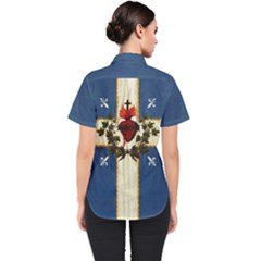 Quebec flag drapeau Québec Patriote Carillon Sacré-Coeur Christian Catholic old vintage with fleurs de lys Women s Short Sleeve Shirt