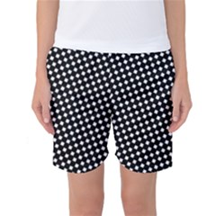 Formes Carreaux Blanc/noir Women s Basketball Shorts by kcreatif