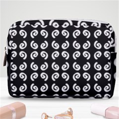 Abstrait Spirale Blanc/noir Make Up Pouch (medium) by kcreatif