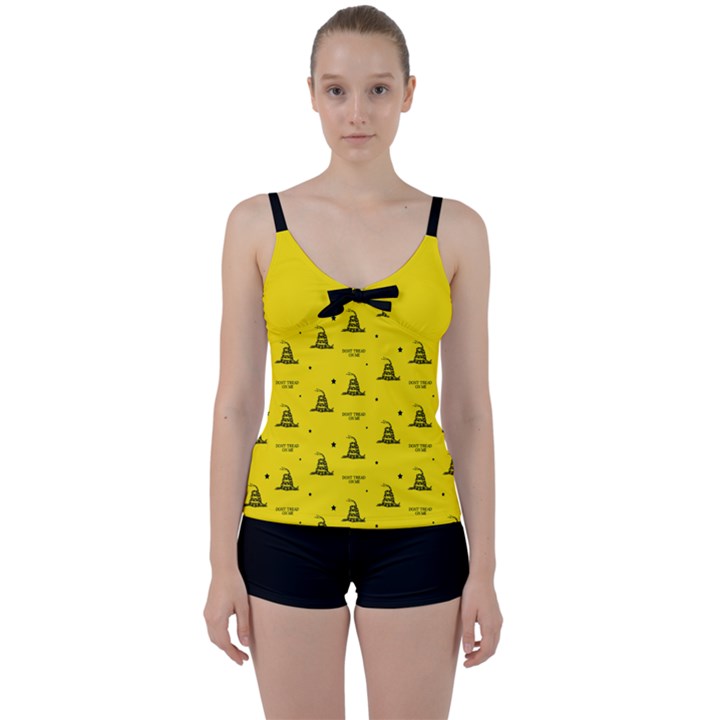 Gadsden Flag Don t tread on me Yellow and Black Pattern with american stars Tie Front Two Piece Tankini