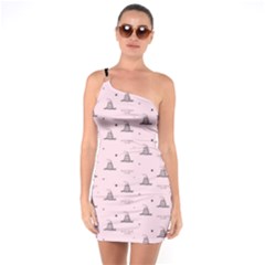 Gadsden Flag Standard Color Pink Gadsden Flag Pattern3 Stars K Gadsden Flag Pattern3 Black Background One Soulder Bodycon Dress by snek