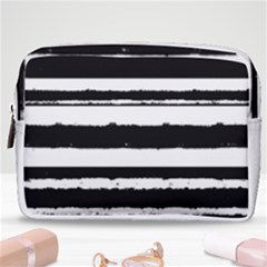 Bandes Abstrait Blanc/noir Make Up Pouch (medium) by kcreatif