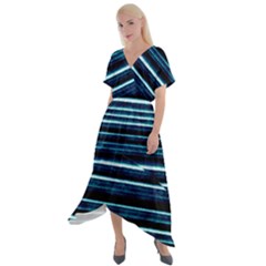 Bandes Peinture Bleu Profond Cross Front Sharkbite Hem Maxi Dress by kcreatif