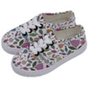 Floral pattern Kids  Classic Low Top Sneakers View2