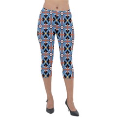 Pattern Weave Background Blue Red Black Lightweight Velour Capri Leggings 