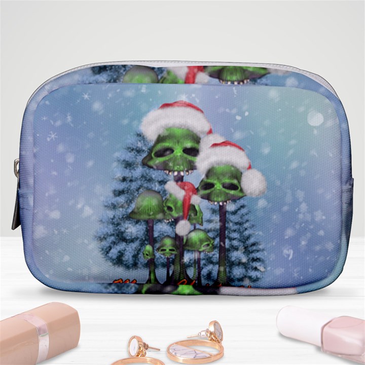 Merry Christmas, Funny Mushroom With Christmas Hat Make Up Pouch (Small)