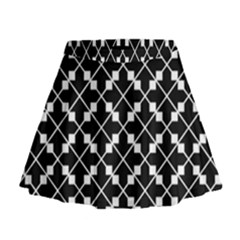 Abstract Background Arrow Mini Flare Skirt