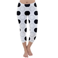 Background Dot Pattern Capri Winter Leggings 