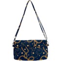 GOLDEN CHAIN PATTERN Removable Strap Clutch Bag View2