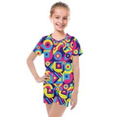 Doodle Pattern Kids  Mesh Tee And Shorts Set