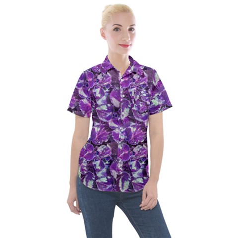 Botanical Violet Print Pattern 2 Women s Short Sleeve Pocket Shirt by dflcprintsclothing