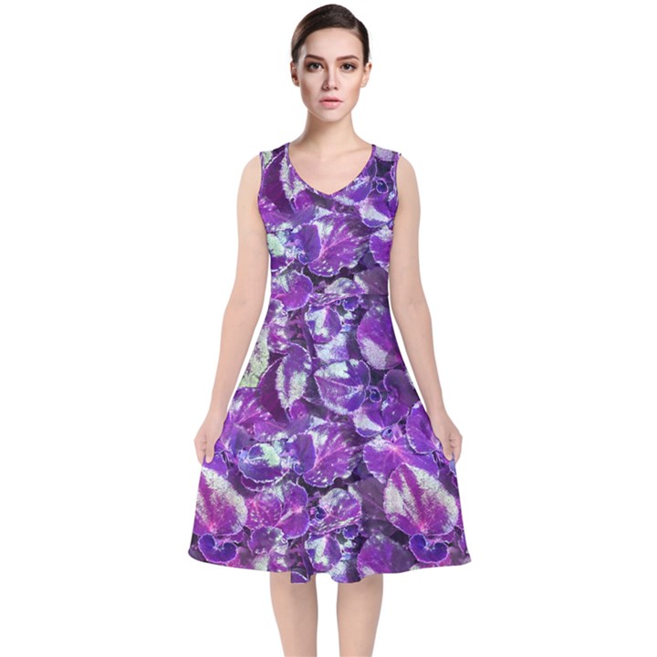 Botanical Violet Print Pattern 2 V-Neck Midi Sleeveless Dress 