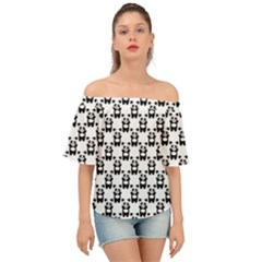 Pattern Bébé Panda Off Shoulder Short Sleeve Top by kcreatif