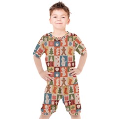 Cute Christmas Seamless Pattern Vector Kids  Tee And Shorts Set by Vaneshart