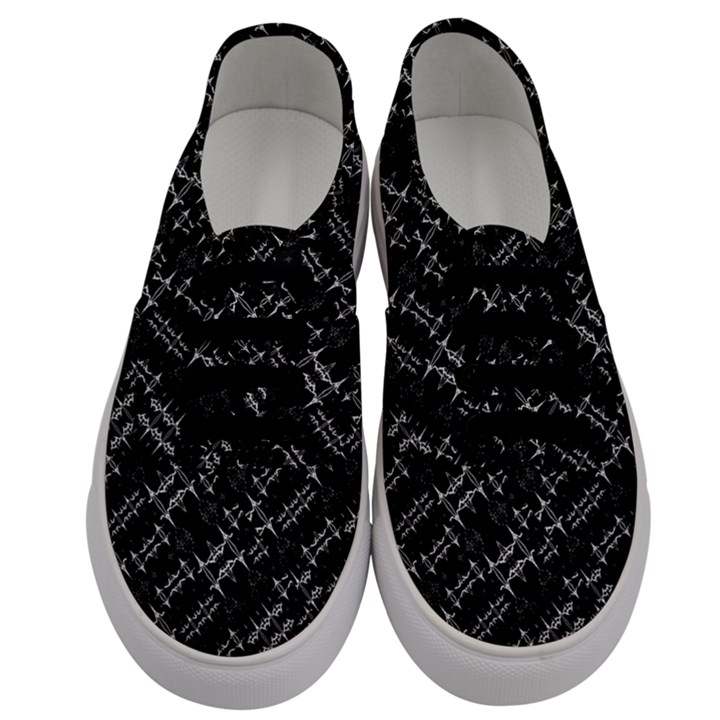 Black And White Ethnic Geometric Pattern Men s Classic Low Top Sneakers