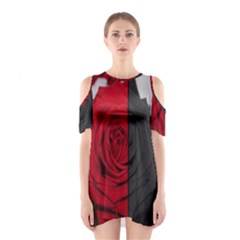 Roses Rouge Fleurs Shoulder Cutout One Piece Dress by kcreatif