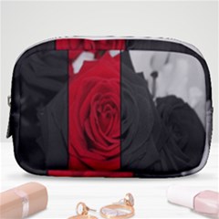 Roses Rouge Fleurs Make Up Pouch (small) by kcreatif