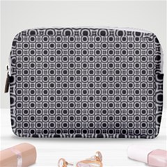 Pattern Formes Ronds Noir/blanc Make Up Pouch (medium) by kcreatif