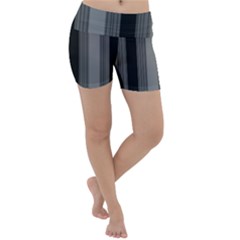 Pattern Bandes Gris/noir Lightweight Velour Yoga Shorts by kcreatif