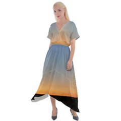 Photo Coucher Du Soleil Bleu/orange Cross Front Sharkbite Hem Maxi Dress