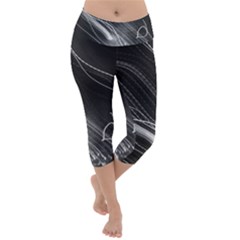 Photo Lumière Noir/gris Lightweight Velour Capri Yoga Leggings by kcreatif