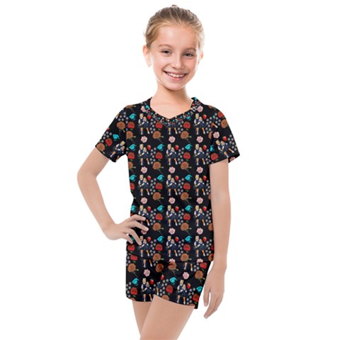 Retro Girls Dress In Black Pattern Black Kids  Mesh Tee And Shorts Set by snowwhitegirl