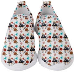 Retro Girls Dress In Black Pattern White Kids  Slip On Sneakers