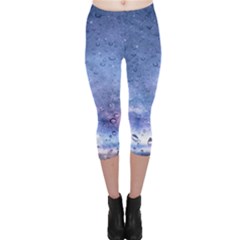 Gouttes D eau Galaxy Capri Leggings  by kcreatif