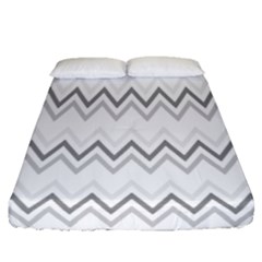 Chevrons Gris/blanc Fitted Sheet (queen Size) by kcreatif