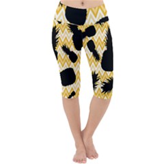 Ananas Chevrons Noir/jaune Lightweight Velour Cropped Yoga Leggings by kcreatif