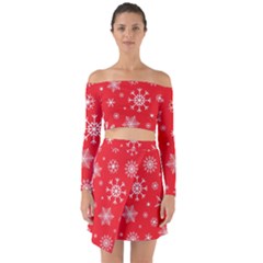 Christmas Seamless With Snowflakes Snowflake Pattern Red Background Winter Off Shoulder Top With Skirt Set by Vaneshart