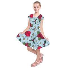 Colorful Funny Christmas Pattern Kids  Short Sleeve Dress by Vaneshart