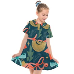 Colorful Vintage Christmas Pattern Kids  Short Sleeve Shirt Dress by Vaneshart