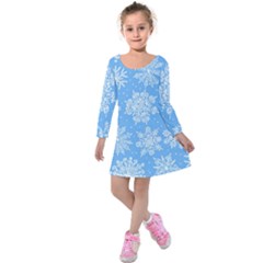 Hand Drawn Snowflakes Seamless Pattern Kids  Long Sleeve Velvet Dress by Vaneshart