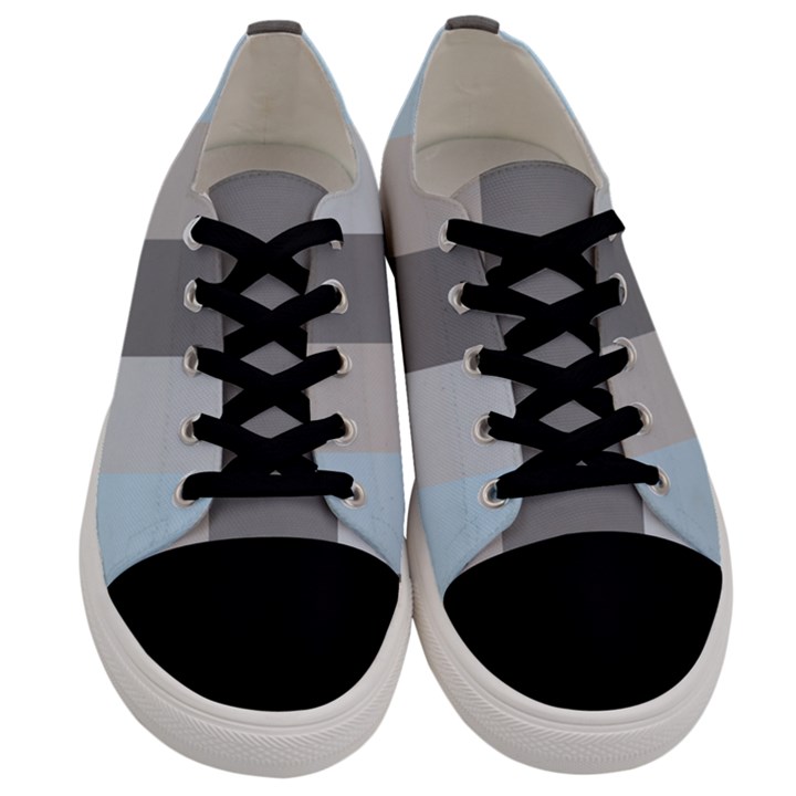 Stripey 24 Men s Low Top Canvas Sneakers