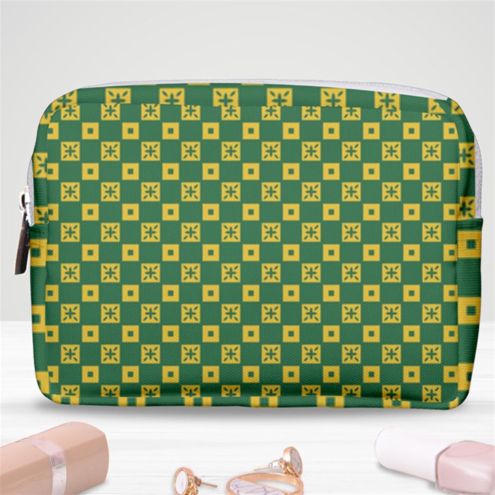 DF Green Domino Make Up Pouch (Medium)