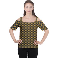 DF Misty Hive Cutout Shoulder Tee