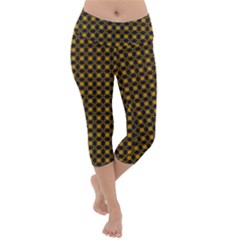 DF Misty Hive Lightweight Velour Capri Yoga Leggings